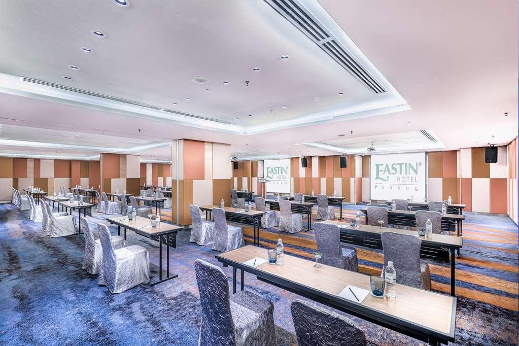 Eastin Hotel Penang Sungai Dua Bukit Номер фото